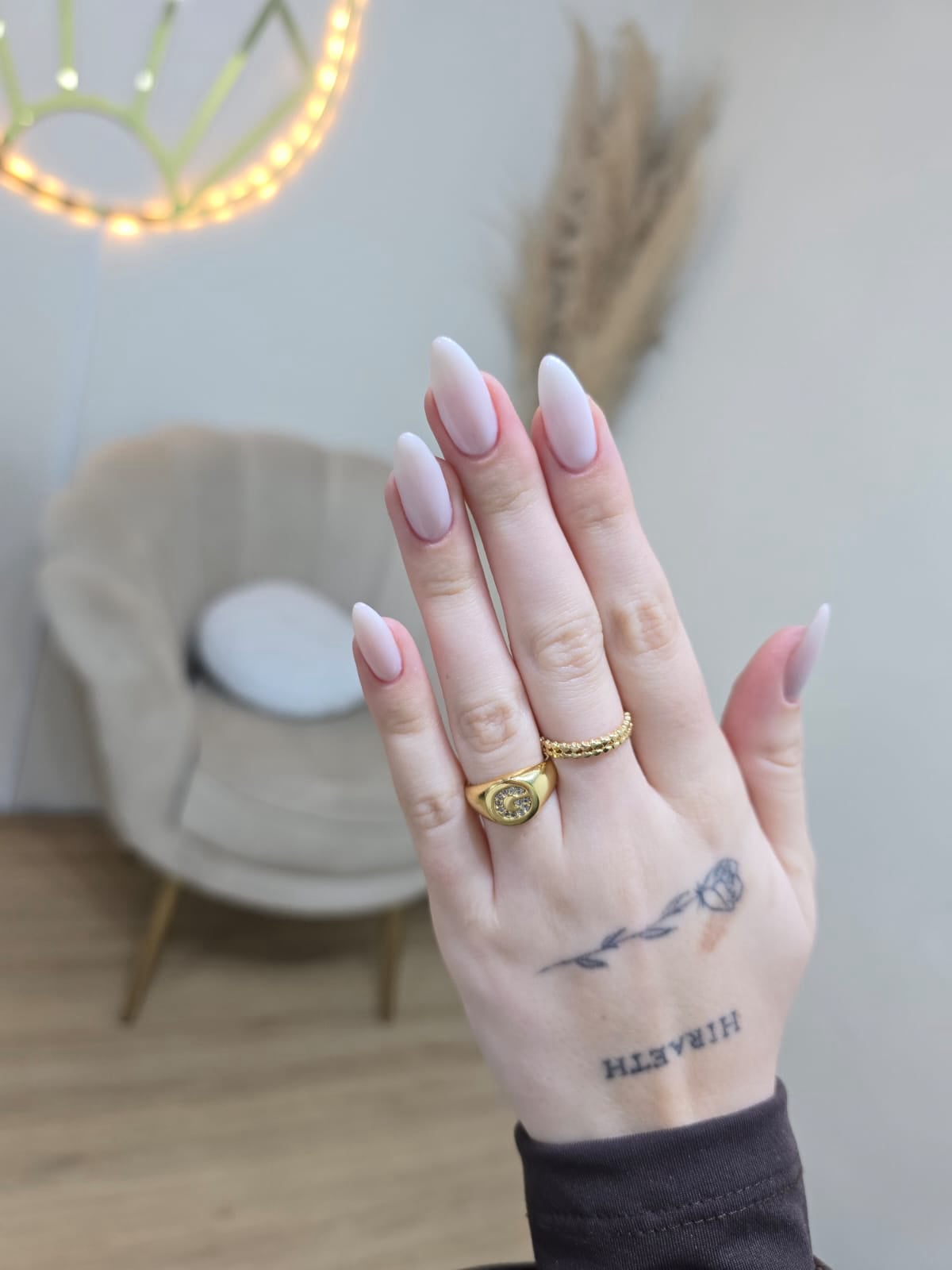 manicure, pedicure, alongamento de unha, unhas em geral
