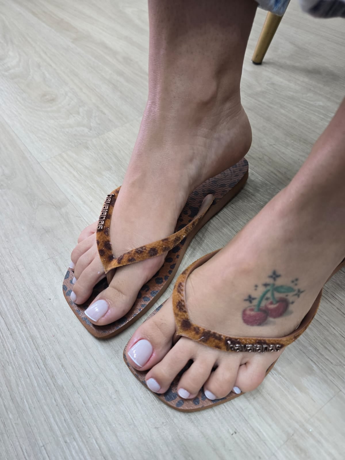 manicure, pedicure, alongamento de unha, unhas em geral